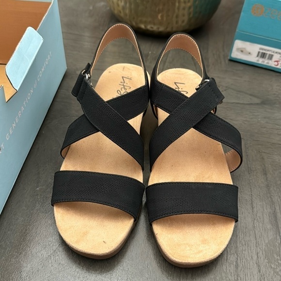 LifeStride Women's Sincere Wedge Sandal - Picture 4 of 7